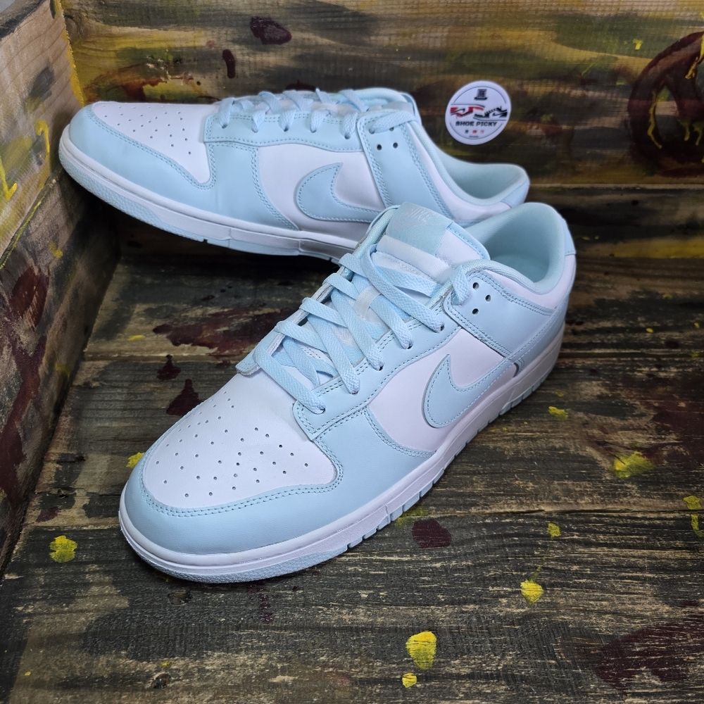 Nike Men’s Low-Top Sneakers in Light Blue and White